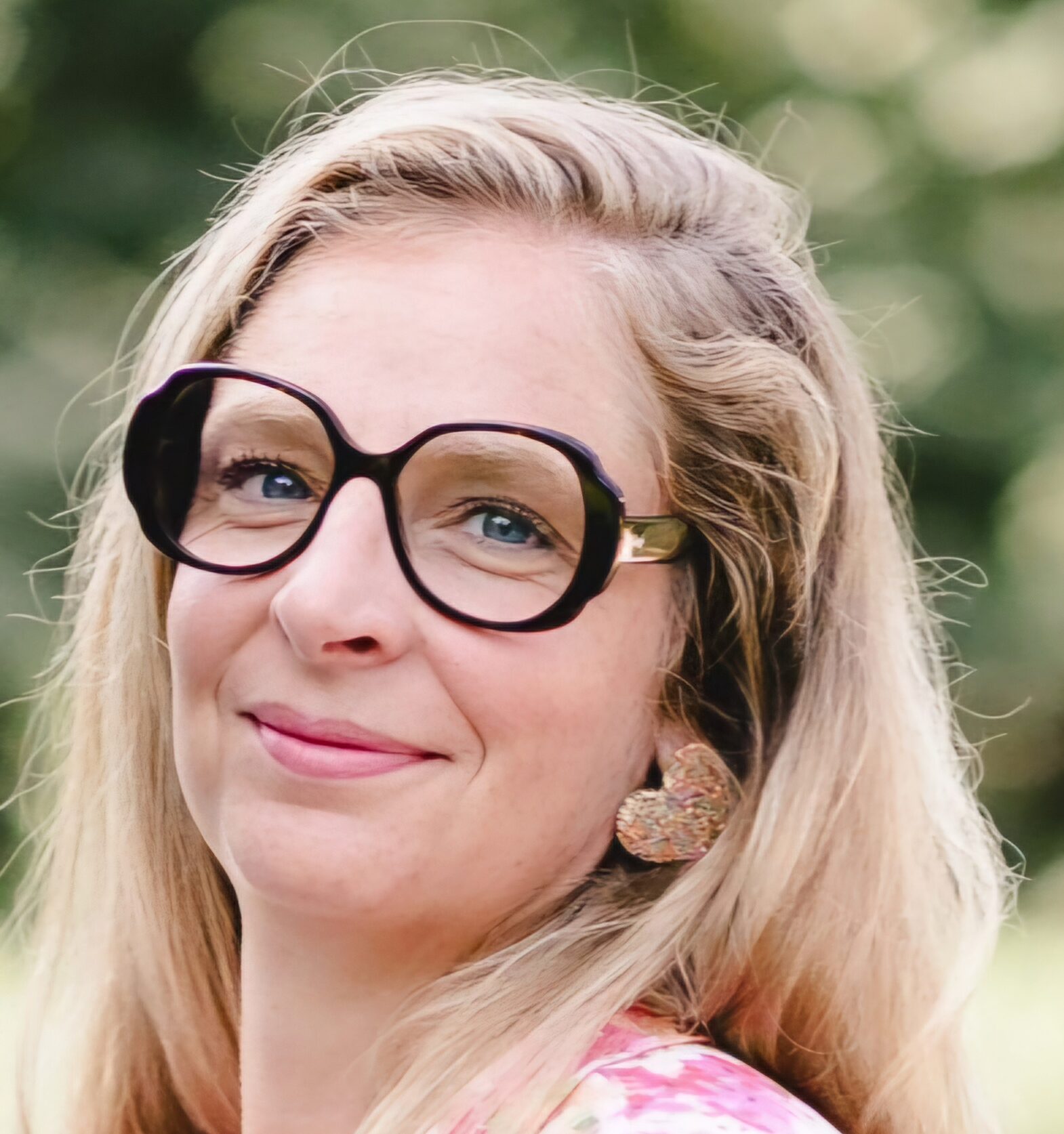 Cindy Gisquet-Fifi cheffe de projet chez COM&SENS