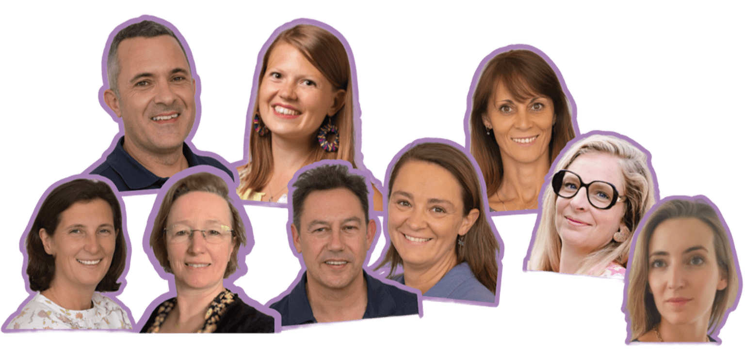 Equipe Com&Sens : Photo de groupe de personnes souriantes